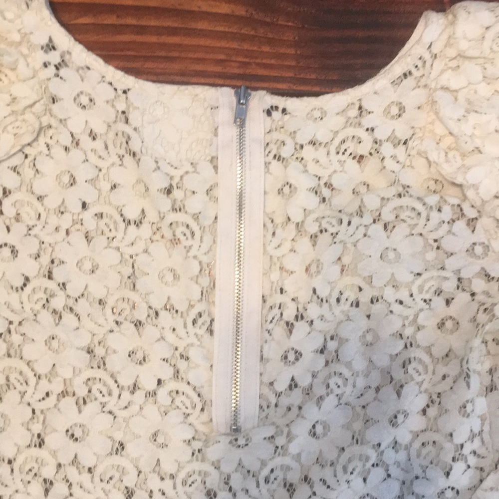 Lace top - Picture 4 of 5